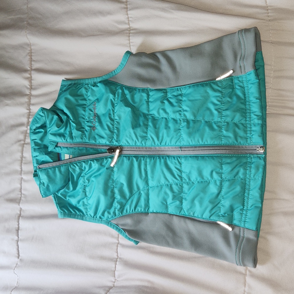Columbia toddler vest size 2T
